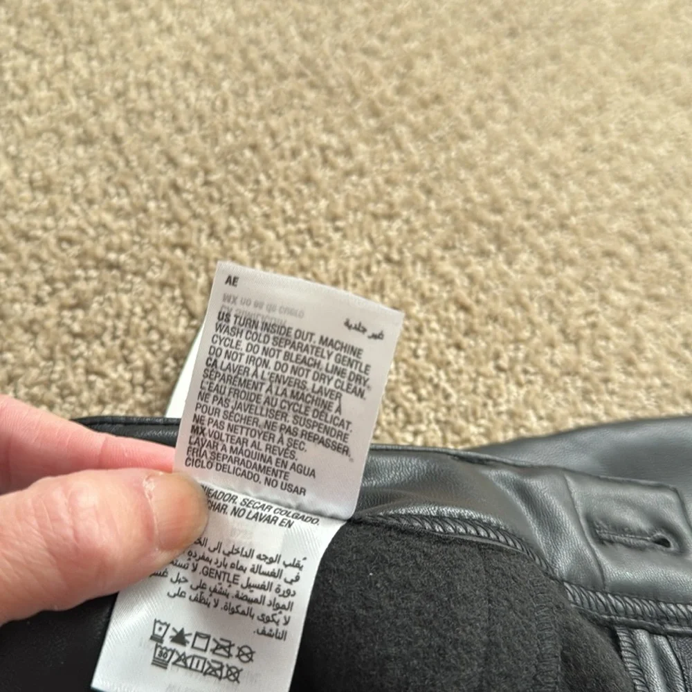 462M NWT INC International Concepts Women's Faux-Leather Skinny Pants - Size: 4P
